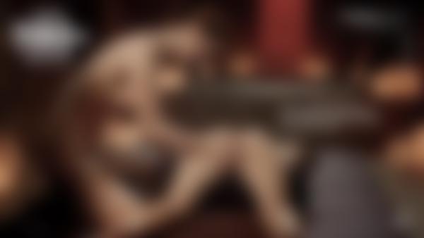 Ekrāna paņemšana #10 no filmas Tantras rituālā masāža