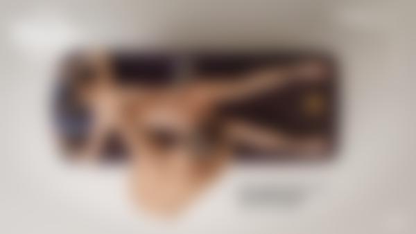 Kuvakaappaus #10 elokuvasta Eroottinen Flexi-hieronta