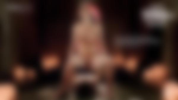 Ekrāna paņemšana #11 no filmas Sieviešu tantriskā tempļa masāža