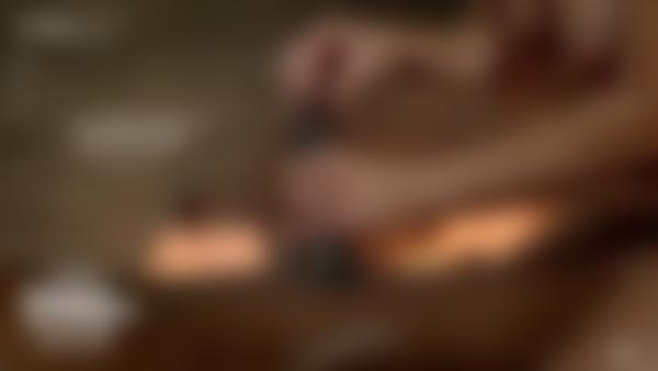 Skjágrip #12 úr kvikmyndinni Tantric Path Nudd