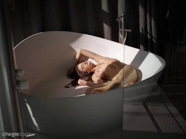 Bilde #3 fra galleriet Arina solstråler