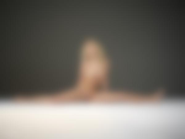 Immagine n.9 dalla galleria Musa magnetica Marika